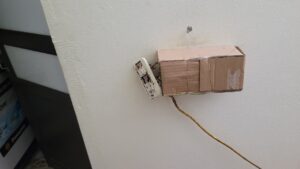 tác hại nghiêm trọng của mối-ăn bên trong ổ điện gây chập cháy